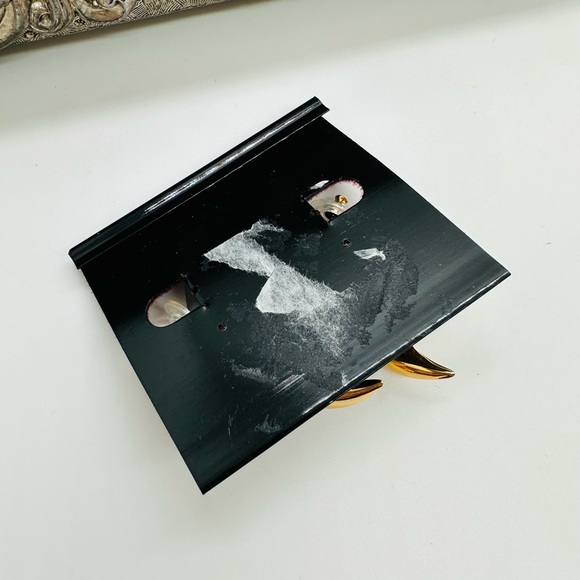Celestial Moon Face Earrings - Picture 5 of 6